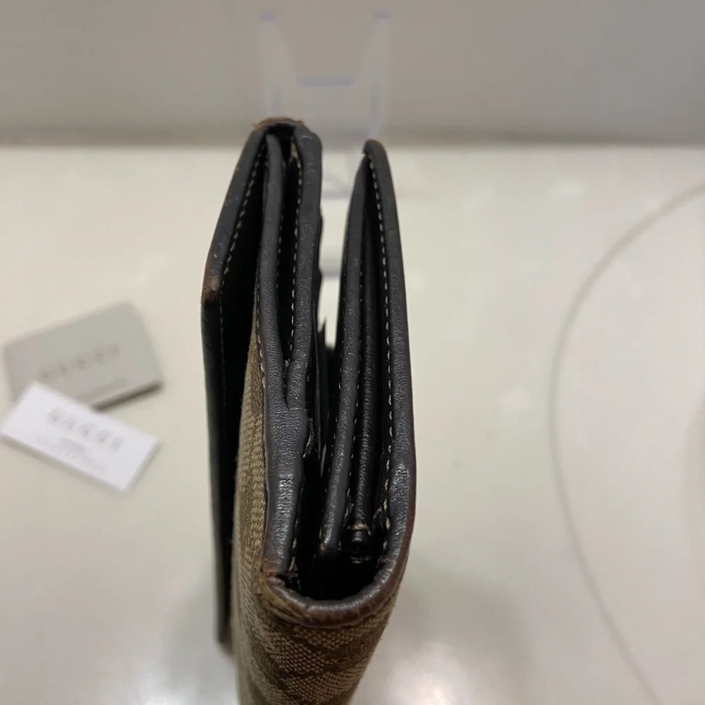 Authentic!! GUCCI Long Brown Leather Monogram Wallet. Luxury - Picture 12 of 12